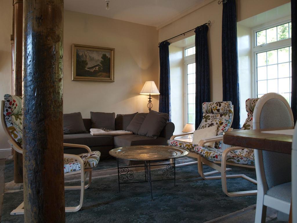 Ross House Equestrian Holidays Villa Mountnugent Exterior foto